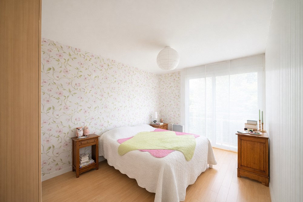 APPARTEMENT PROCHE ST MARC - 84M² - 2 GRANDES CHAMBRES - BALCON - PLACE PARKING PRIVATIVE - ASCENSEUR - VERDURE photo 4