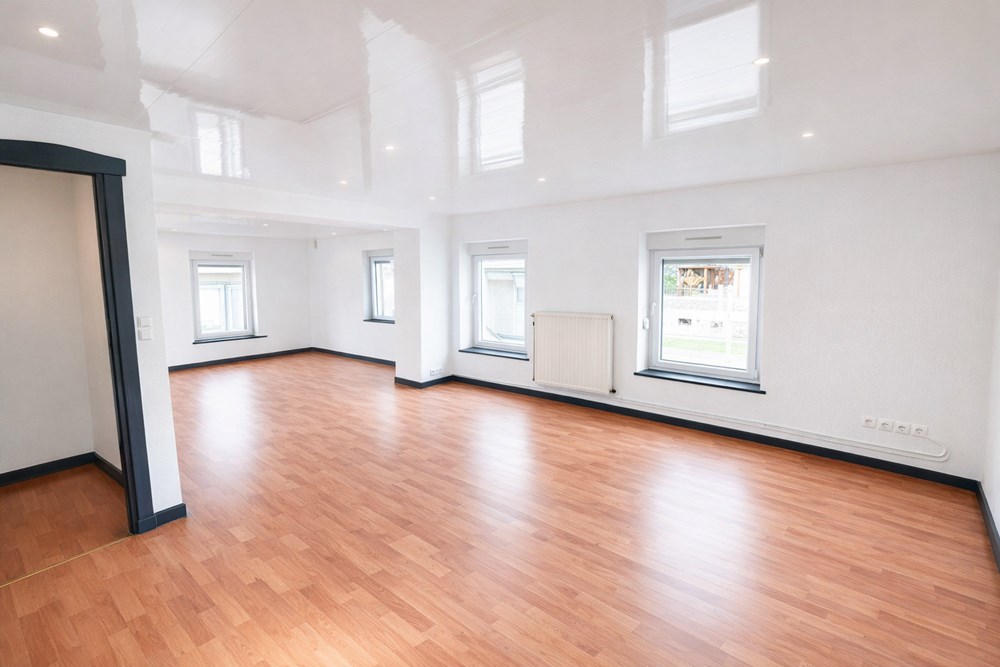 APPARTEMENT 105M² - 3 CHAMBRES - SUPERBE PIECE DE VIE - REFAIT A NEUF - PETITE COPROPRIETE DE 2 ETAGES photo 4