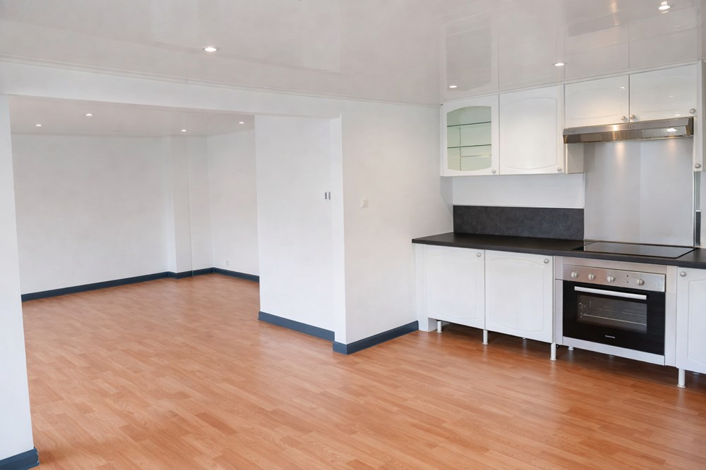 APPARTEMENT 105M² - 3 CHAMBRES - SUPERBE PIECE DE VIE - REFAIT A NEUF - PETITE COPROPRIETE DE 2 ETAGES photo 3