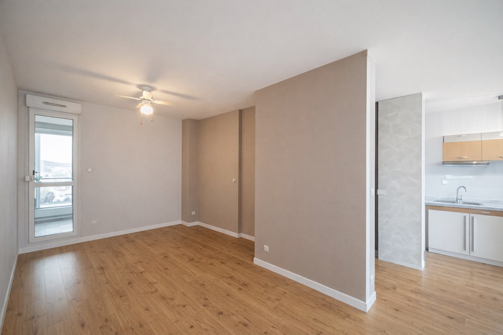 APPARTEMENT T1B/T2 - PIECE DE VIE TRIPLE - CUISINE US - TERRASSE - PARKING - AUCUN TRAVAUX - RARE ! photo 5