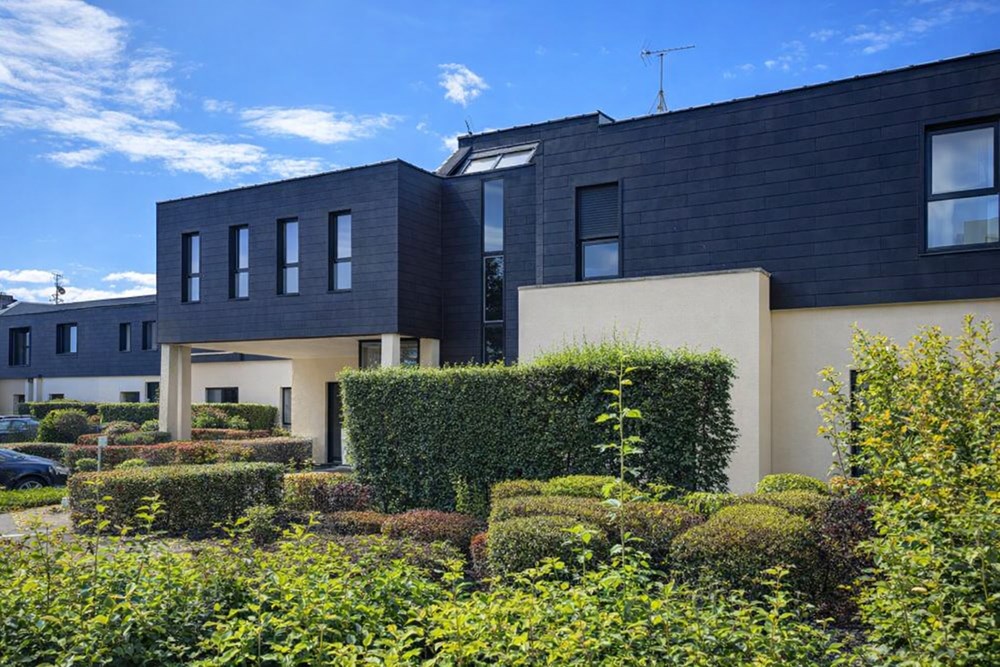 APPARTEMENT T1B/T2 - PIECE DE VIE TRIPLE - CUISINE US - TERRASSE - PARKING - AUCUN TRAVAUX - RARE !