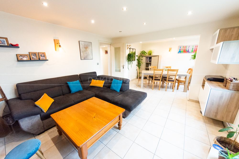 APPARTEMENT T5 84M² AVEC 3 CHAMBRES - GRANDE PIECE DE VIE LUMINEUSE - NOMBREUX RANGEMENTS - CAVE