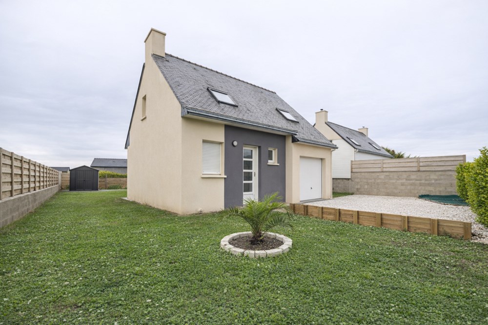 MAISON INDIVIDUELLE RECENTE T6 DE 110M² AVEC GARAGE SUR TERRAIN CLOS DE 450M² PROCHE DES COMMODITES