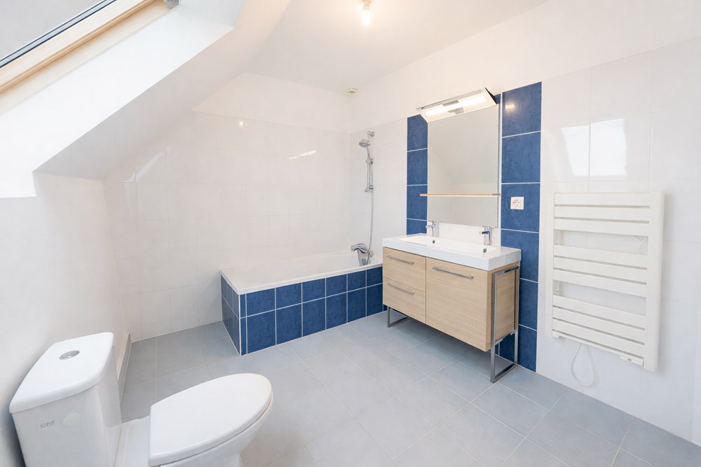 MAISON INDIVIDUELLE RECENTE T6 DE 110M² AVEC GARAGE SUR TERRAIN CLOS DE 450M² PROCHE DES COMMODITES photo 5