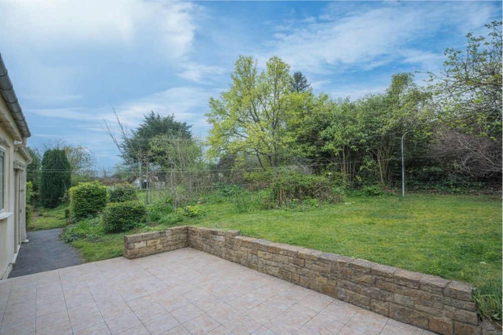 MAISON DE 150M² AVEC 5CH - TERRAIN DE +1400M² - CALME - BEL ESPACE DE VIE APRES DECLOISONNEMENT - RARE photo 5