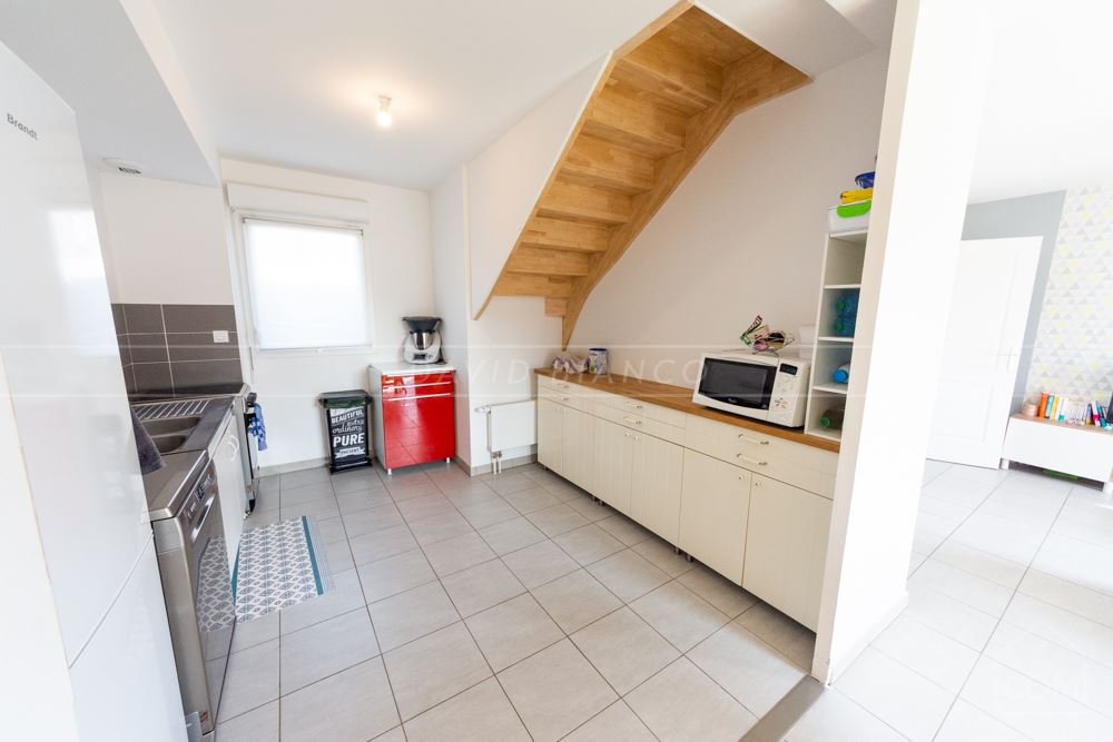 MAISON RECENTE T5/6 92M² DE 2017 AVEC 2 PLACES DE PARKINGS PRIVEES SUR UN TERRAIN CLOS DE 200M² photo 5