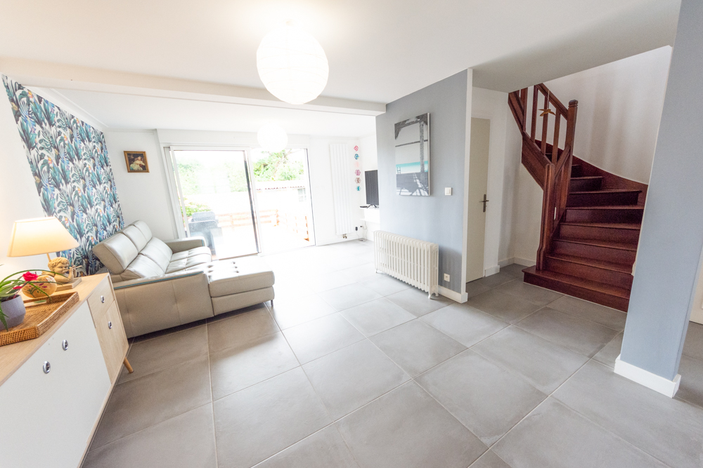 MAISON DE VILLE T6 109M² AVEC 4 CHAMBRES - TERRASSE - BELLES PRESTATIONS - RENOVEE AVEC GOUT photo 4
