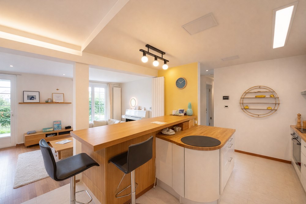 PROPRIETE 5 CHAMBRES SUR +1000M² DE TERRAIN - ESPACE DE VIE EN REZ DE JARDIN - PRESTATIONS HAUT DE GAMME - RARE photo 3