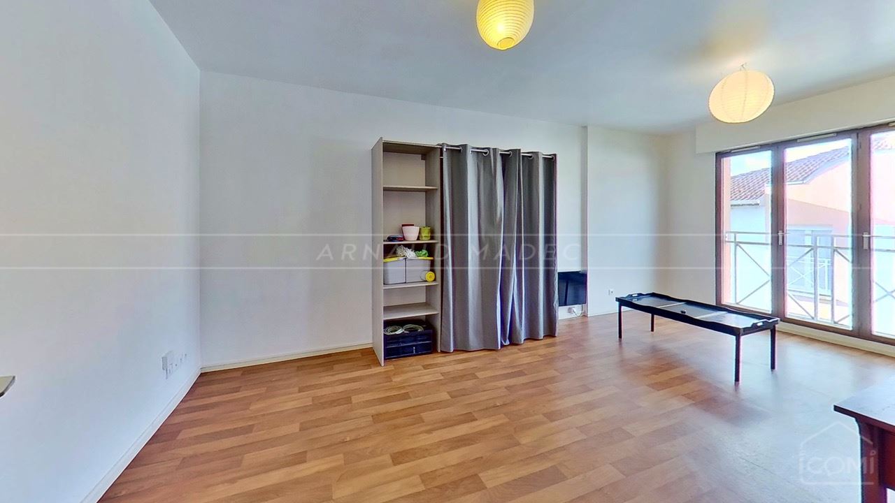 APPARTEMENT T1BIS - RESIDENCE DE STANDING - BELLE PIECE DE VIE - DERNIER ETAGE - IDEAL CELIBATAIRE OU INVESTISSEUR photo 3