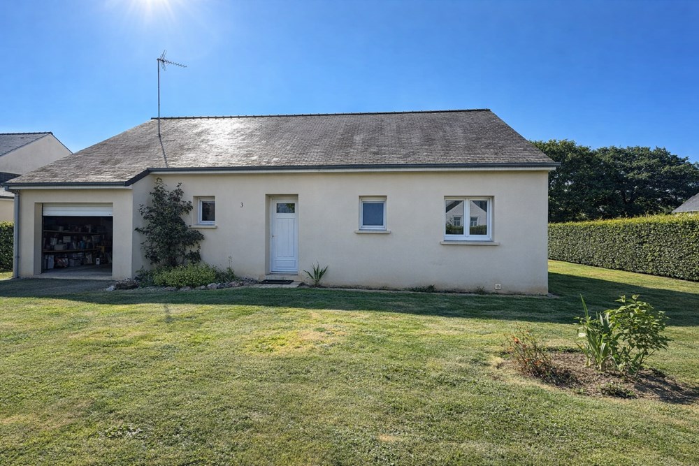MAISON T5 - 3 CHAMBRES - VERANDA - TERRASSE - GARAGE - GRAND JARDIN CLOS SANS VIS A VIS photo 5