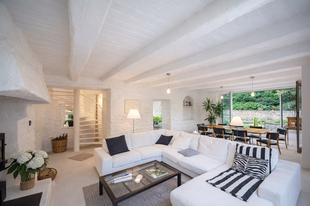 PROPRIETE DE CHARME DU XVIII - 300M² HABITABLE - 5 CHAMBRES - PISCINE - PARC ARBORE - POTAGER - CALME photo 4
