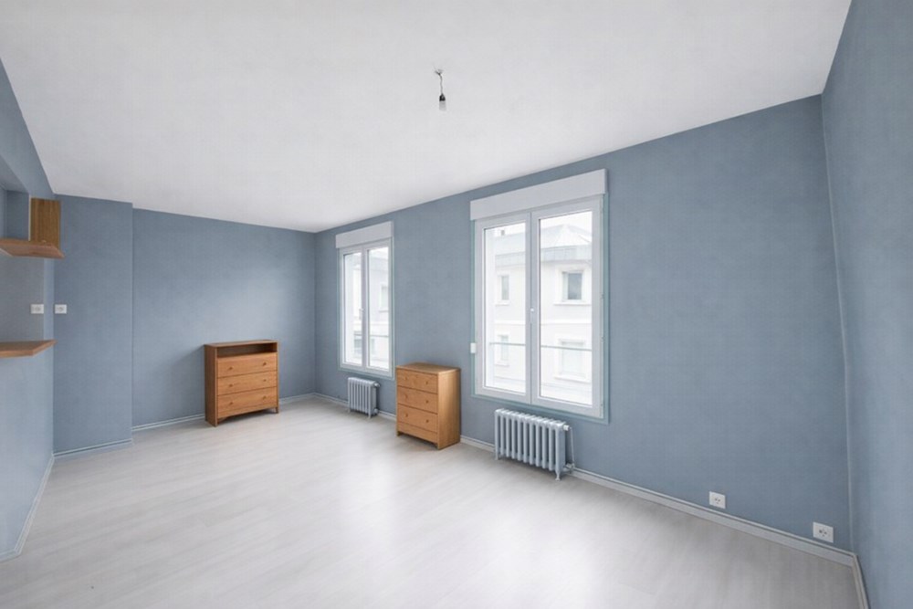 APPARTEMENT T2 DE 44M² AVEC CAVE - PETITE COPROPRIETE - 1 CHAMBRE POSSIBLE 2 - BELLE PIECE DE VIE - DERNIER ETAGE photo 2