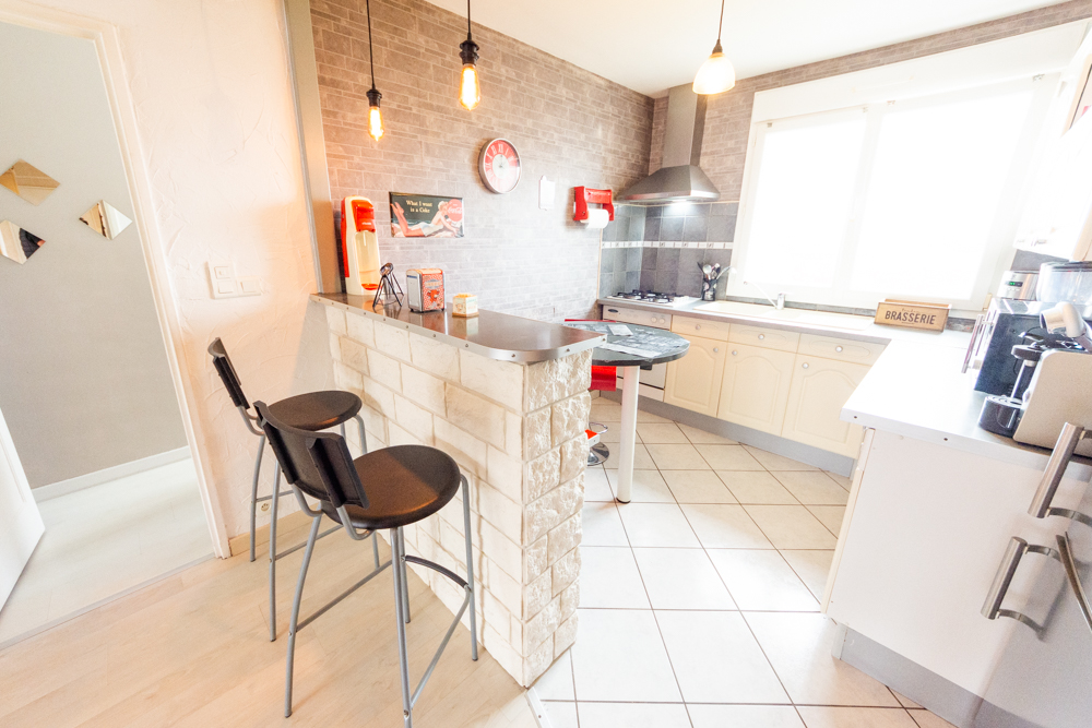 APPARTEMENT T4 71M² - DERNIER ETAGE - LUMINEUX - 3 CHAMBRES - FAIBLES CHARGES - PROCHE COMMODITES photo 4