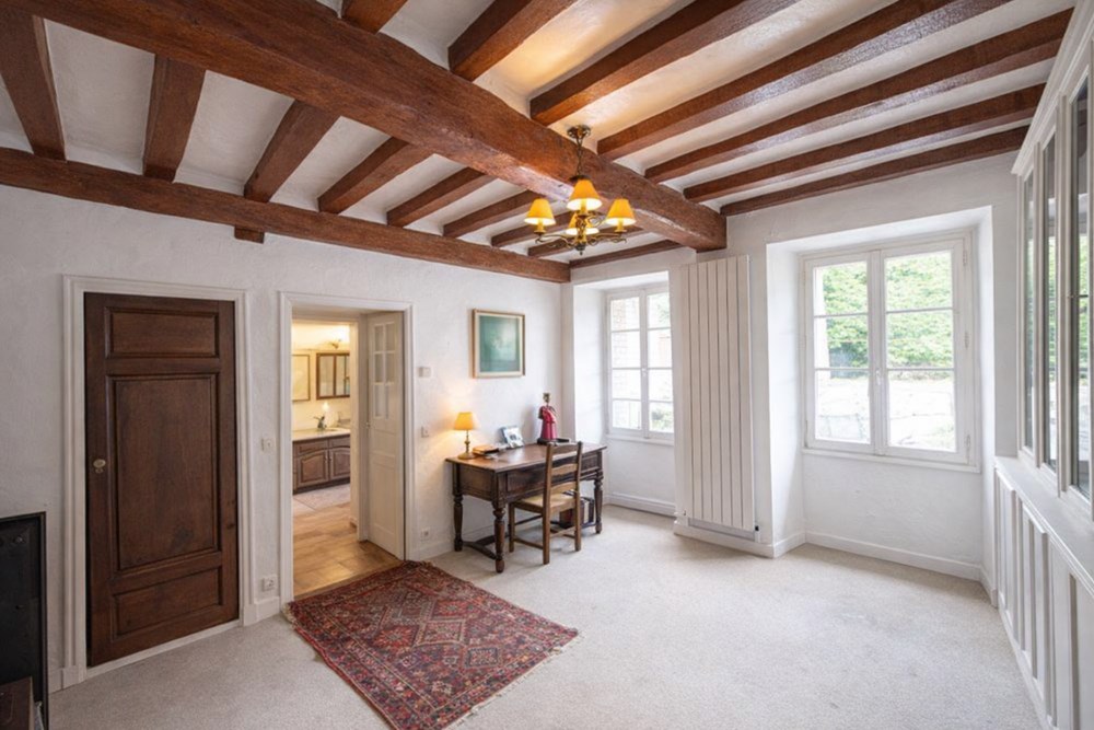 MAISON DE 200M² - 5/7 CHAMBRES - PIECE DE VIE TRIPLE AVEC ACCES IMMEDIAT AU JARDIN - COUP DE COEUR ASSURE - RARE photo 4