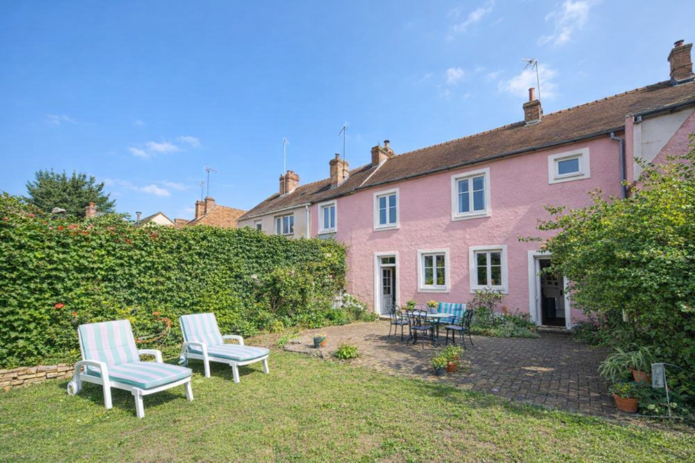 MAISON DE 200M² - 5/7 CHAMBRES - PIECE DE VIE TRIPLE AVEC ACCES IMMEDIAT AU JARDIN - COUP DE COEUR ASSURE - RARE photo 5