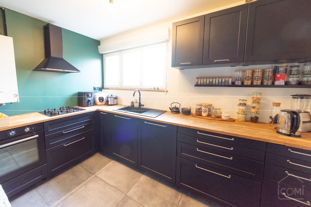 APPARTEMENT T3/4 DE 62M² ENTIEREMENT RENOVE LUMINEUX AVEC DE NOMBREUX RANGEMENTS photo 2