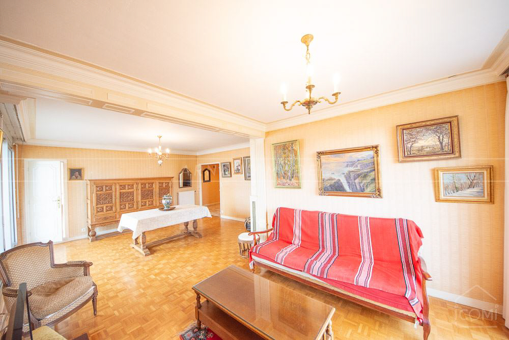 APPARTEMENT T4 DE 110M² - 3CH - EXPOSITION SUD - VUE DEGAGEE - ASCENSEUR - BALCON photo 4