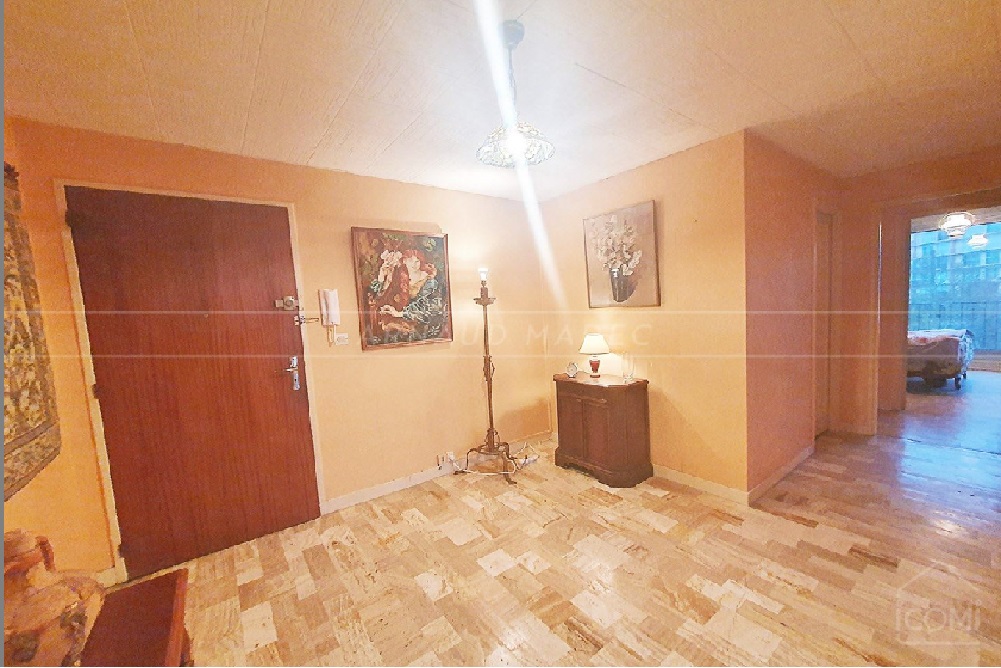 APPARTEMENT T4 DE 110M² - 3CH - EXPOSITION SUD - VUE DEGAGEE - ASCENSEUR - BALCON photo 2