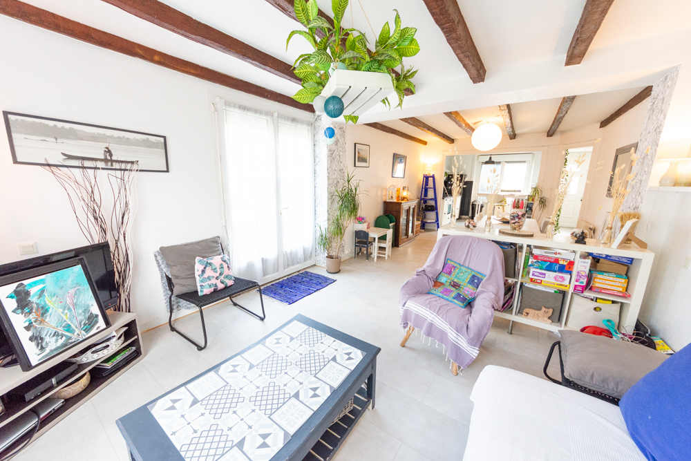 MAISON DE VILLE T5 AVEC 3 CHAMBRES - 2 GARAGES - 1 ATELIER - BELLES PRESTATIONS SUR TERRAIN DE 400M² photo 3