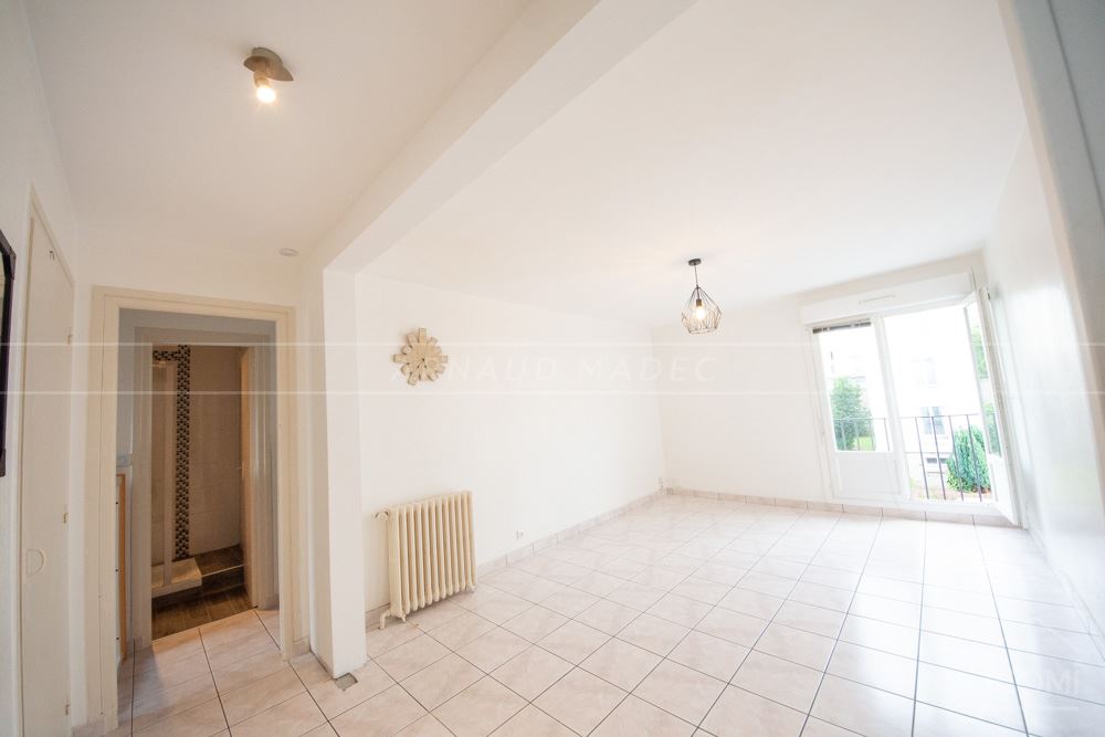 APPARTEMENT T3 - BEL ESPACE DE VIE LUMINEUX PLEIN SUD - CALME - RARE photo 3