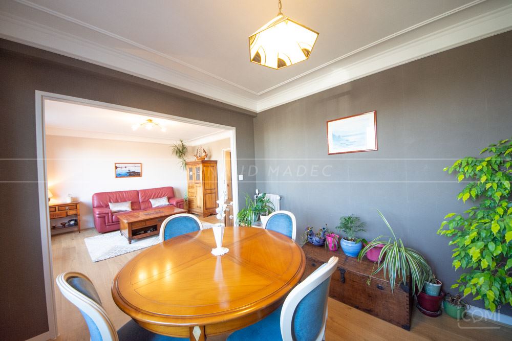 APPARTEMENT T3 - BALCON - ASCENSEUR - GARAGE - CAVE - AUCUNS TRAVAUX photo 5