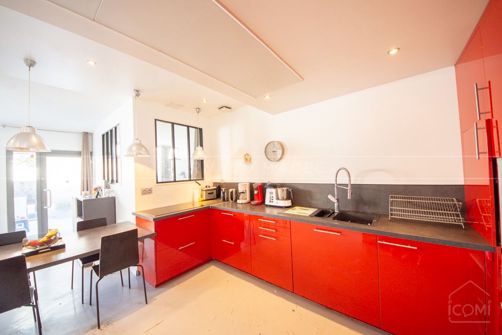 APPARTEMENT LOFT DUPLEX DE 110M² EN REZ DE TERRASSE - 3 CH - GARAGE - ENTREE INDEPENDANTE COMME UNE MAISON - RARE photo 3