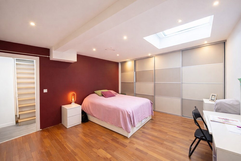 APPARTEMENT LOFT DUPLEX DE 110M² EN REZ DE TERRASSE - 3 CH - GARAGE - ENTREE INDEPENDANTE COMME UNE MAISON - RARE photo 4