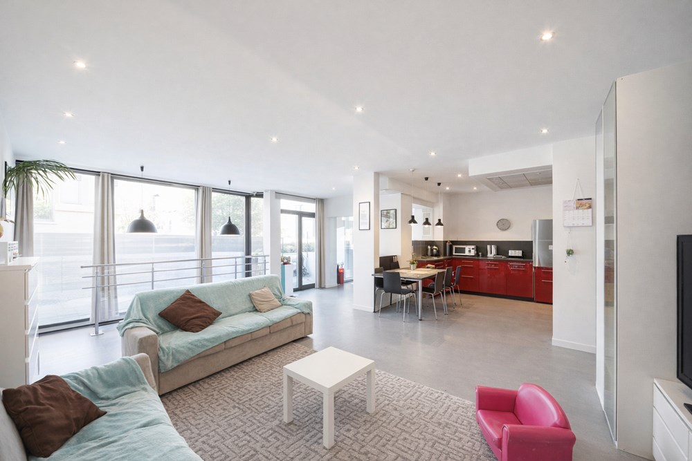 APPARTEMENT LOFT DUPLEX DE 110M² EN REZ DE TERRASSE - 3 CH - GARAGE - ENTREE INDEPENDANTE COMME UNE MAISON - RARE