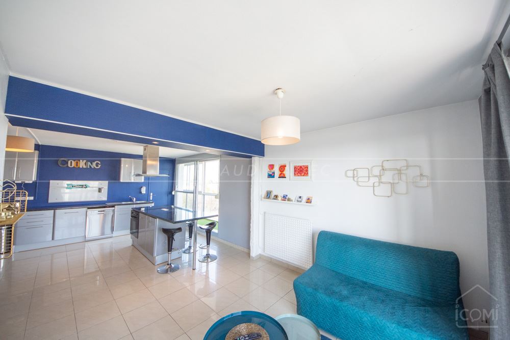 APPARTEMENT T3 - PIECE DE VIE DE 35M² - BALCON TERRASSE - ASCENSEUR - RARE - COUP DE COEUR photo 3