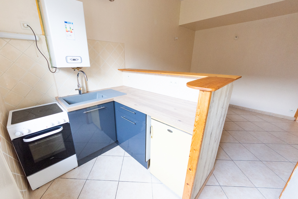 APPARTEMENT T1 BIS DE 30M² AVEC CAVE ET FAIBLES CHARGES SUR UNE DALLE BETON SANS TRAVAUX A PREVOIR photo 4
