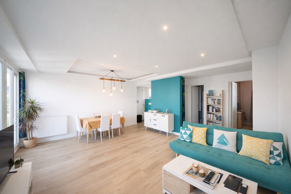 APPARTEMENT T3 - GRANDE PIECE DE VIE EXPOSEE SUD - BALCON - 2 CH - ASCENSEUR - RARE
