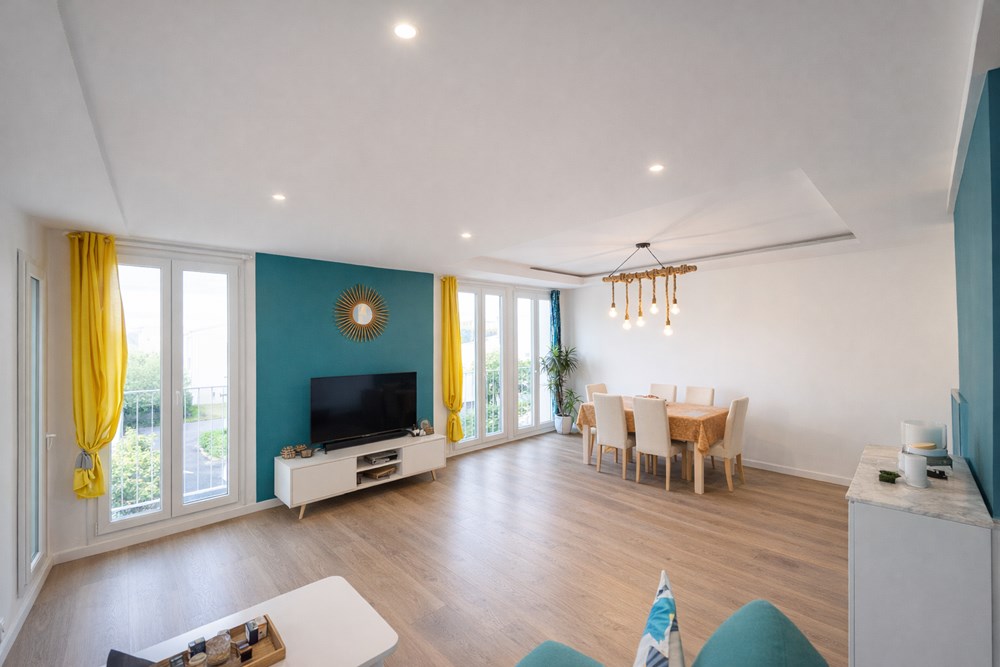 APPARTEMENT T3 - GRANDE PIECE DE VIE EXPOSEE SUD - BALCON - 2 CH - ASCENSEUR - RARE photo 2