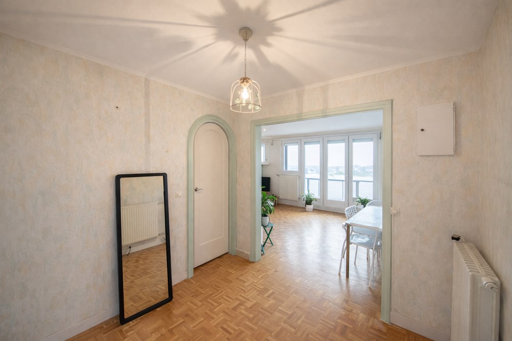 APPARTEMENT PROCHE CENTRE VILLE - BONNE NOUVELLE - 93M² - LUMINEUX ET SPACIEUX - 2 CHAMBRES POSSIBLE 3 - ASCENSEUR - PARKING SOUTERRAIN photo 4