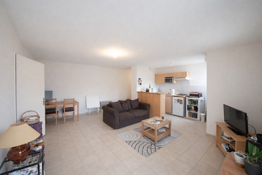 APPARTEMENT 51M² - BALCON - RESIDENCE DE STANDING - PISCINE - PROCHE CENTRE VILLE photo 2