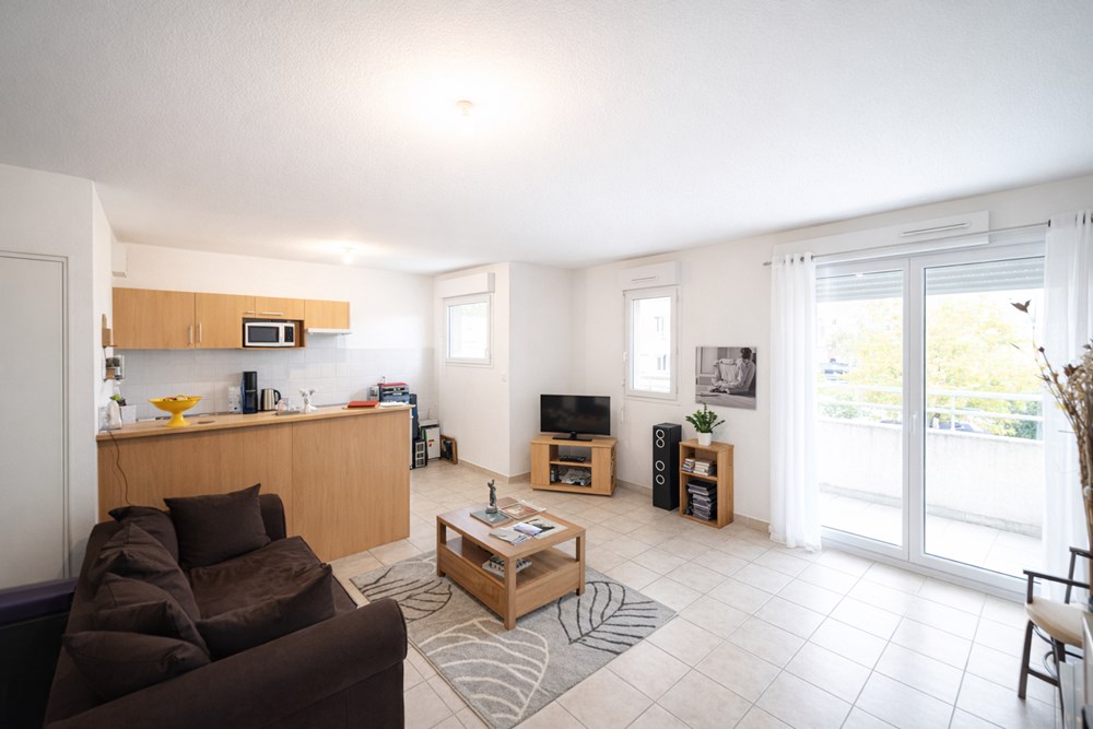 APPARTEMENT 51M² - BALCON - RESIDENCE DE STANDING - PISCINE - PROCHE CENTRE VILLE