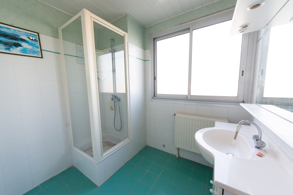APPARTEMENT T4 90M² AVEC 2 CHAMBRES (POSSIBLE 3) - 2 BALCONS - NOMBREUX RANGEMENTS - CAVE - ACCES PMR photo 5