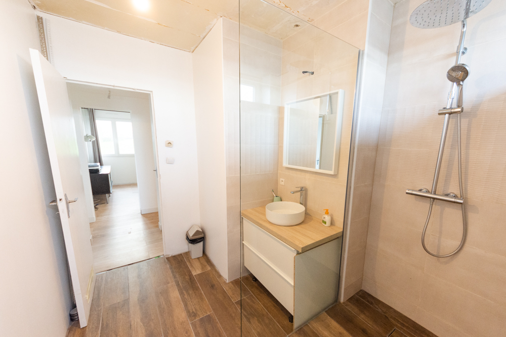 APPARTEMENT T4 70M² DALLE BETON AU 3EME ET DERNIER ETAGE AVEC BALCON ET GRANDE CAVE BETONNEE AVEC ELECTRICITE photo 5