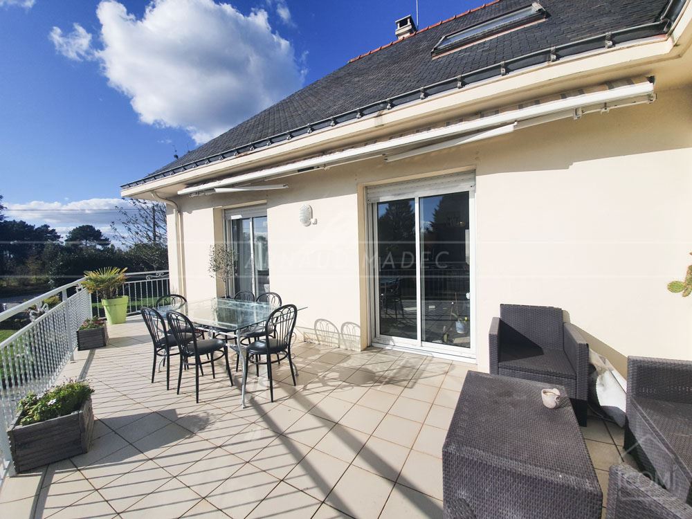 GRANDE MAISON FAMILIALE DE +200M² - 6/9 CHAMBRES - TERRAIN +700 M² POSSIBLE 1200M² - RARE - IDEAL GRANDE FAMILLE