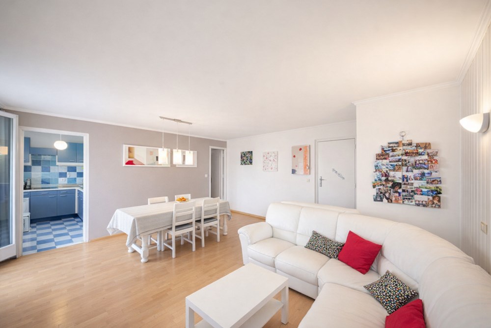 APPARTEMENT T3 - GRANDE PIECE DE VIE - DALLE BETON - FAIBLES CHARGES - COUP DE COEUR