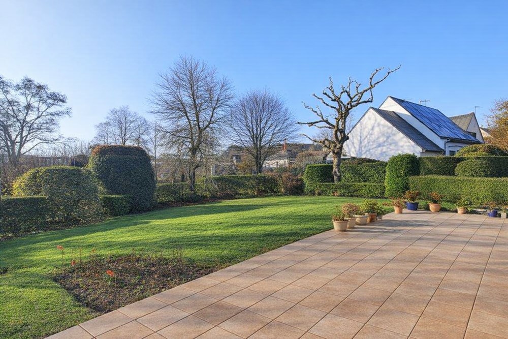 MAISON T7 - 4/5 CHAMBRES - TERRAIN ARBORE ENTRE 800/1000M² - RARE - CALME - EXCEPTIONNEL photo 5