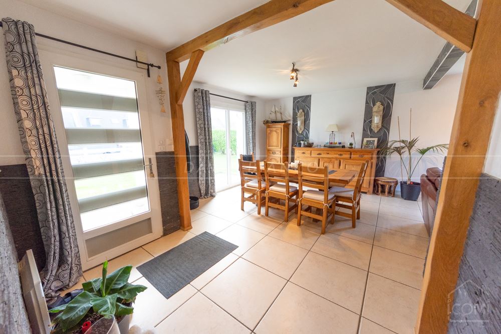 MAISON T6 DE 125M² AVEC GRAND GARAGE DE 32M² - VUE SUR LE PHARE - NOMBREUX RANGEMENTS - TERRAIN CLOS DE 550M² photo 5