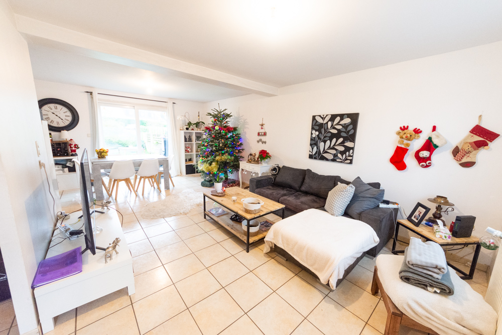 MAISON JUMELEE T5 DE 95M² AVEC GARAGE - TERRASSE - 3 CHAMBRES - TERRAIN CLOS DE 250M² photo 2