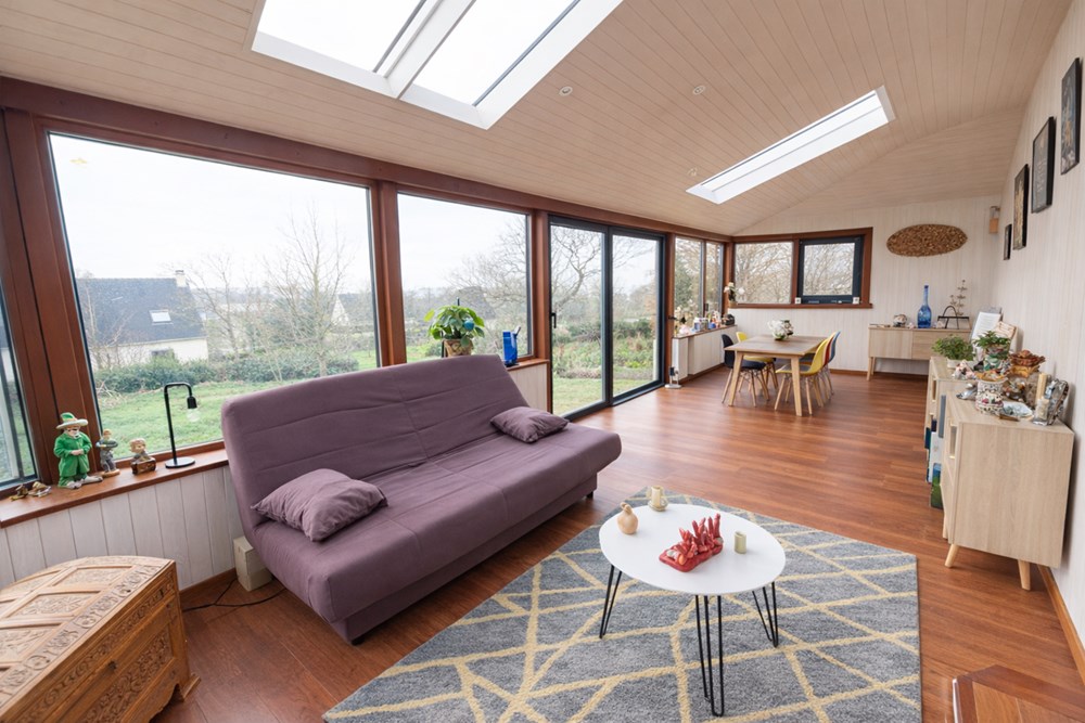 MAISON INDIVIDUELLE T6/7 SUR TERRAIN DE PLUS DE 1200M² AVEC DOUBLE GARAGE, NOMBREUX RANGEMENTS ET BEAUX VOLUMES photo 4