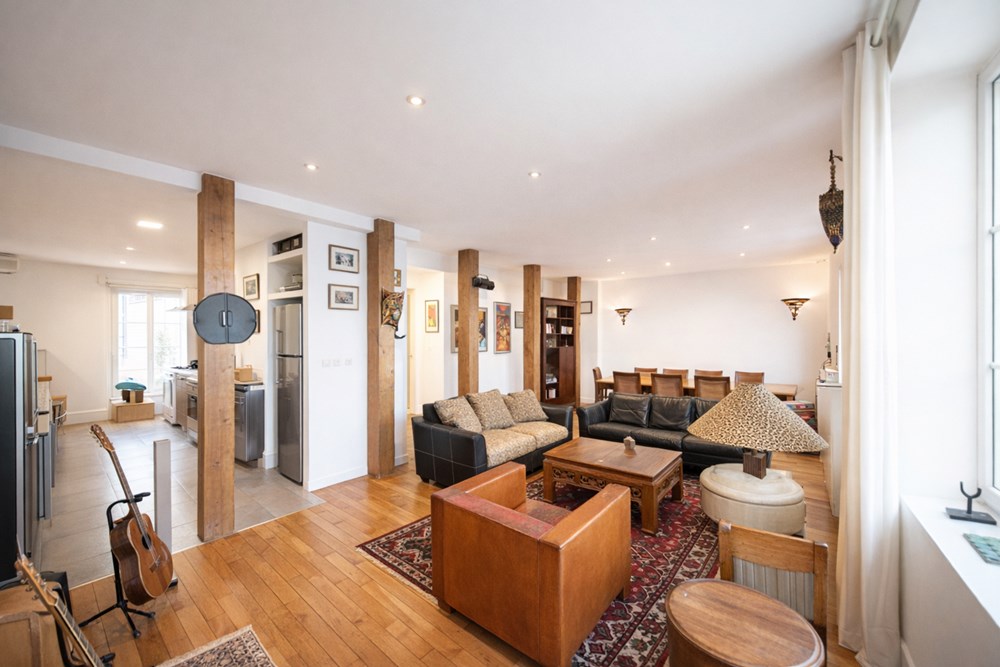 APPARTEMENT - T3 HYPER CENTRE VILLE DE 108M² - RARE - LUMINEUX ET SPACIEUX - COUP DE COEUR photo 2