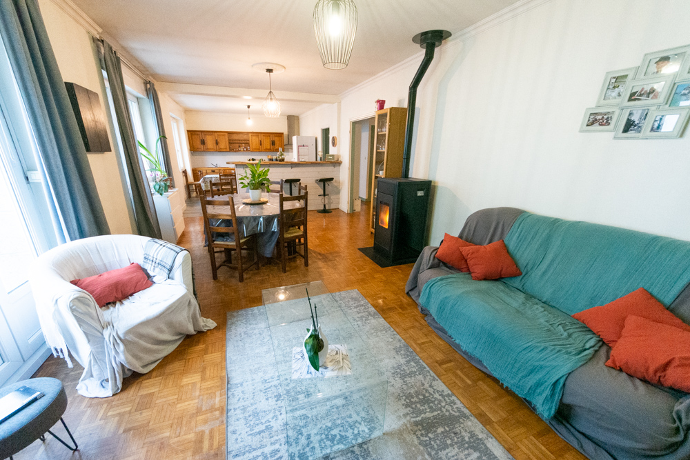 MAISON DE VILLE T7/8 DE 152M² AVEC SOUS-SOL - GARAGE - 5 CHAMBRES SUR TERRAIN CLOS DE 180M² photo 3