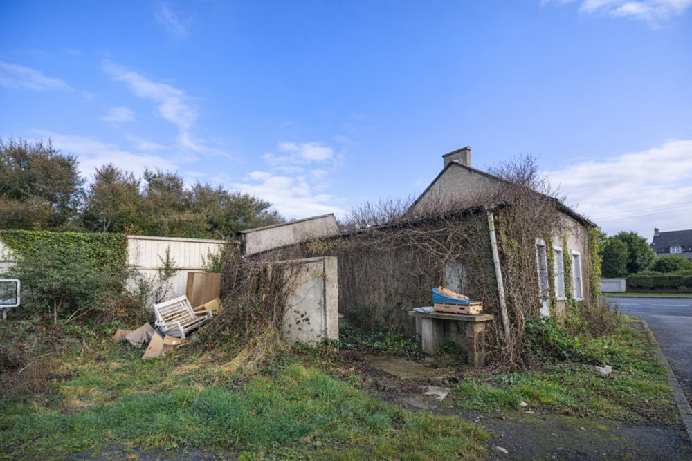 FONCIER DE 353M² AVEC BATI DE 150M² ENVIRON - PROXIMITE CENTRE LECLERC PORTE DE GOUESNOU photo 4