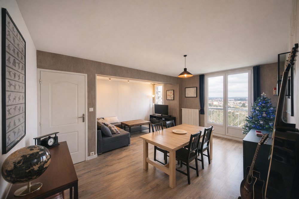 BEL APPARTEMENT T3 - 64M² - LUMINEUX - VUE DEGAGEE - 2 CHAMBRES - PROCHE CENTRE VILLE - PARKING PRIVATIF