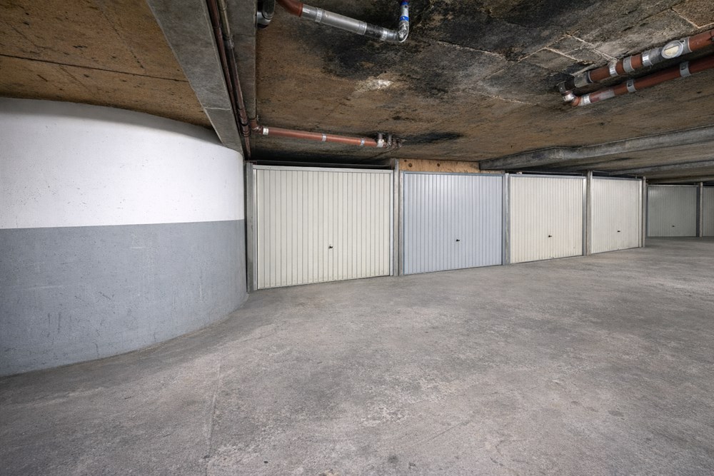 APPARTEMENT - 56 M² - QUARTIER LA MARINIERE - LUMINEUX - RENOVE - PIECE DE VIE POSSIBLE 31 M² - GARAGE - photo 4