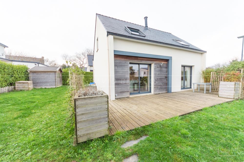 MAISON INDIVIDUELLE T6 118M² DE 2013 - 4 CHAMBRES - GARAGE - TERRAIN ARBORE ET CLOS DE 327M² photo 3