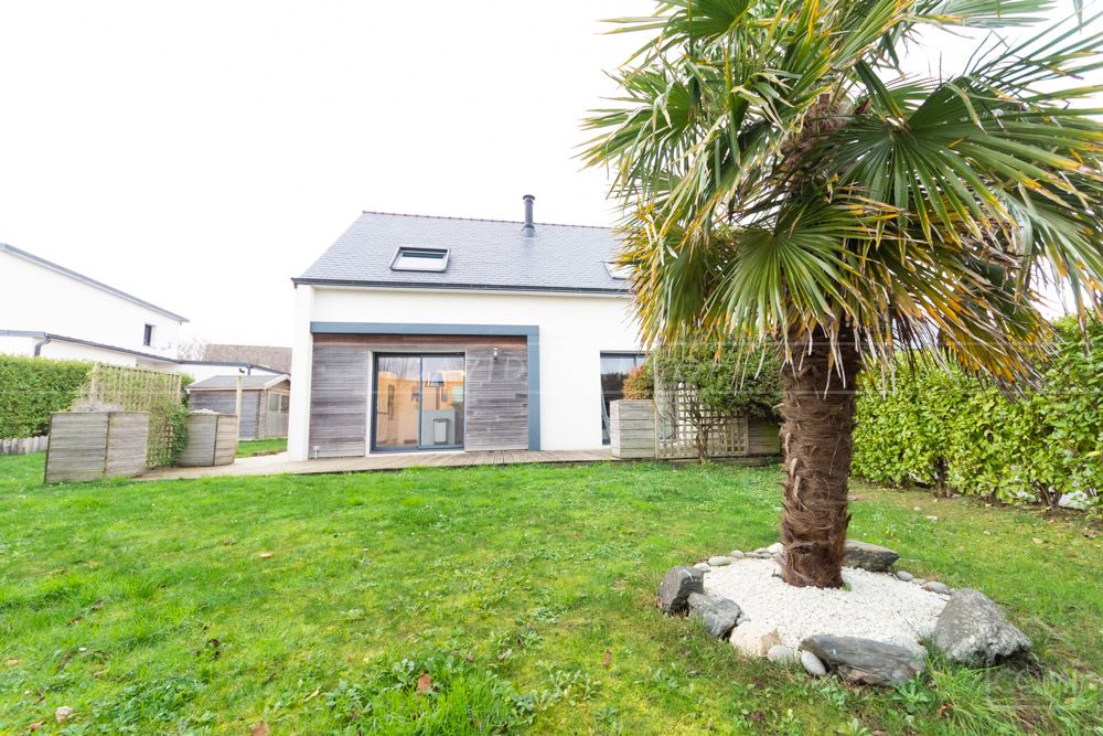 MAISON INDIVIDUELLE T6 118M² DE 2013 - 4 CHAMBRES - GARAGE - TERRAIN ARBORE ET CLOS DE 327M²